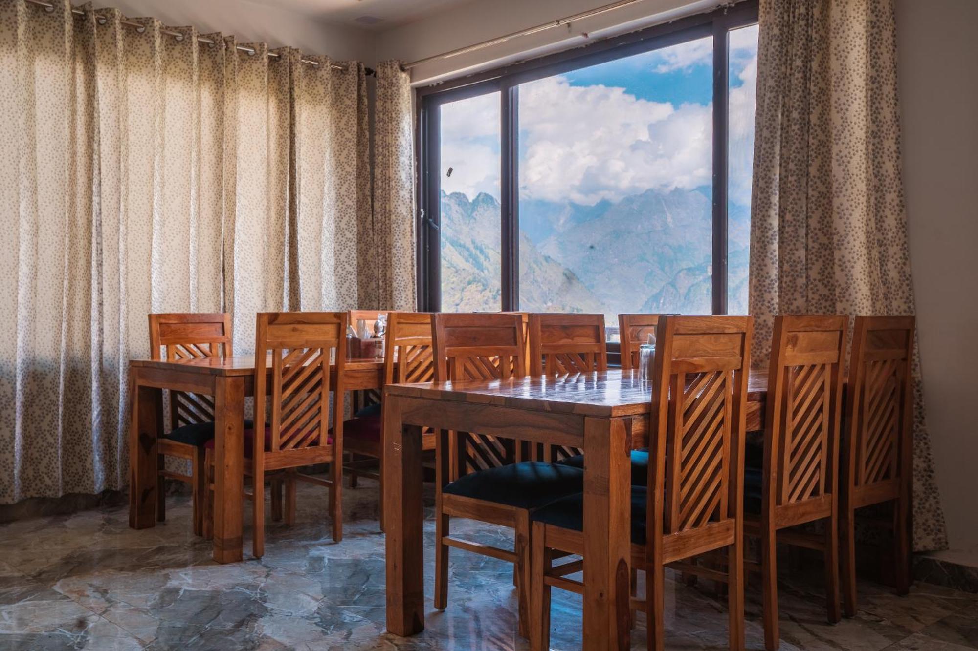 Aaryam Resort, Auli Joshīmath Екстериор снимка